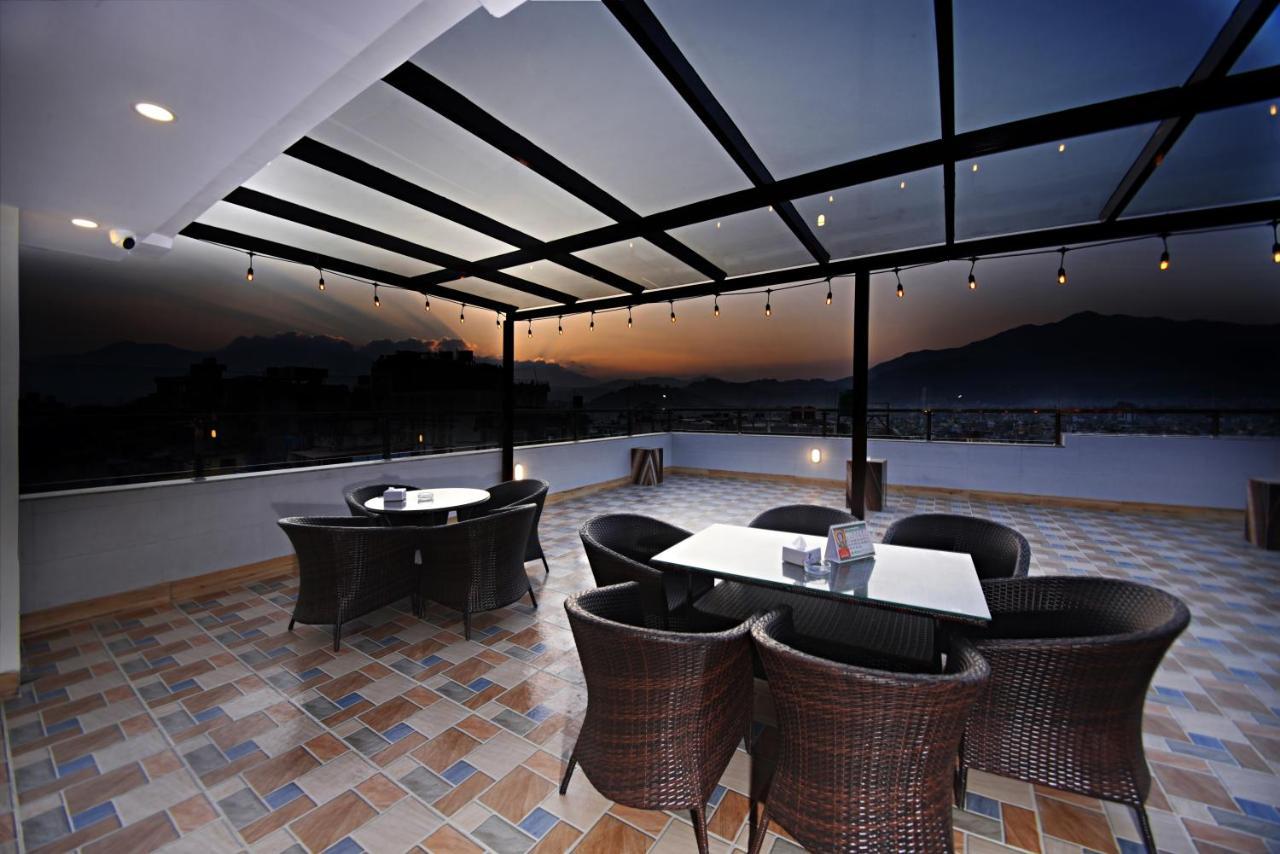 Hotel Simal Kathmandu Exteriör bild