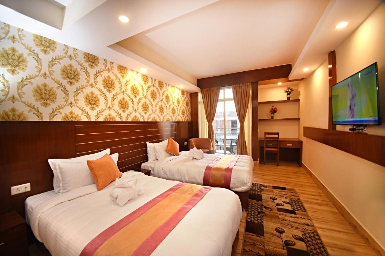 Hotel Simal Kathmandu Exteriör bild