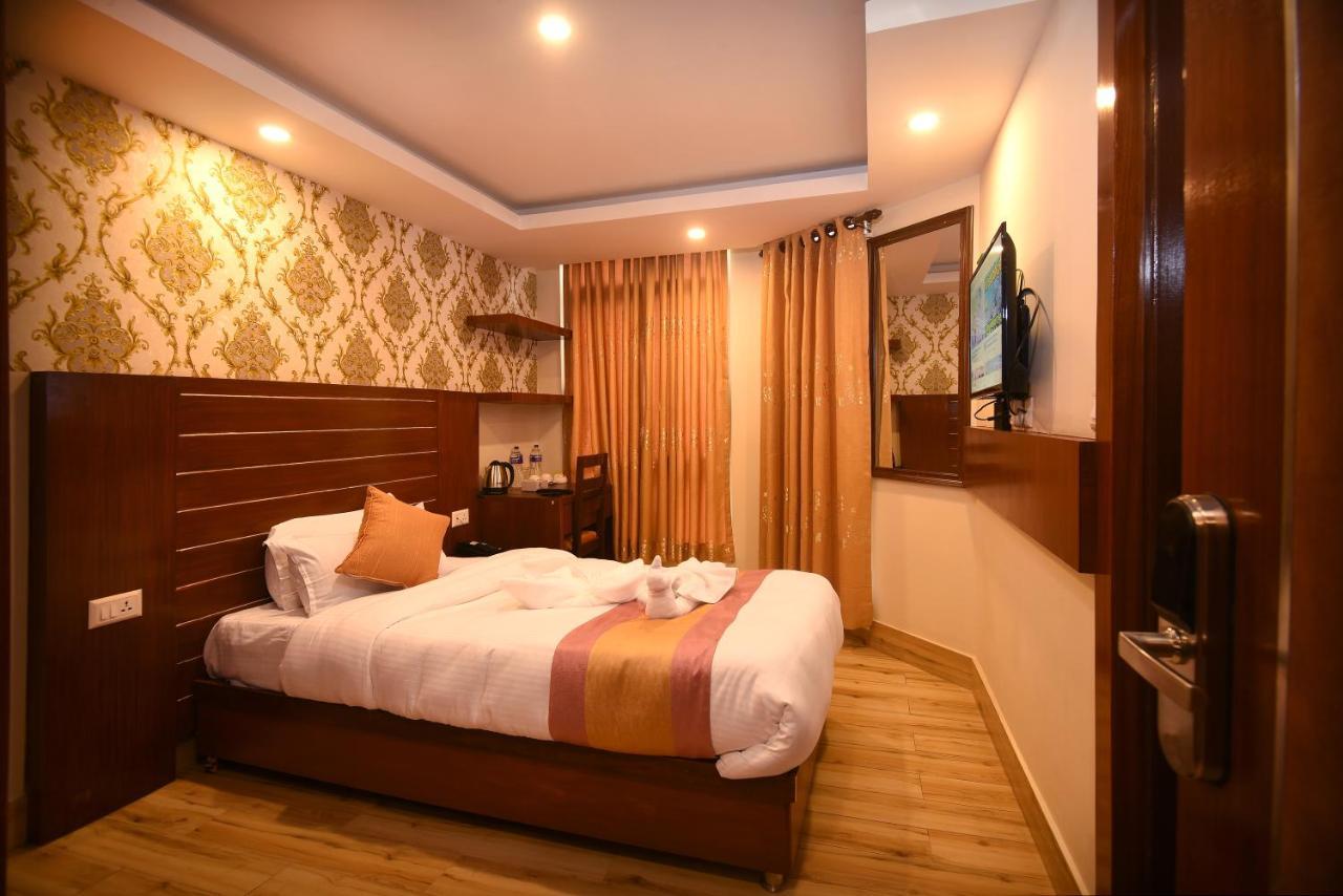 Hotel Simal Kathmandu Exteriör bild