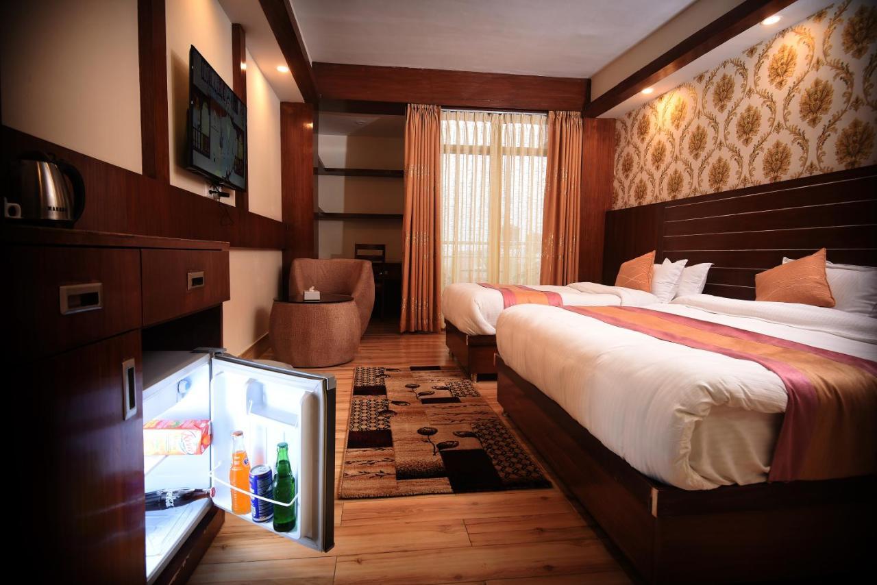 Hotel Simal Kathmandu Exteriör bild