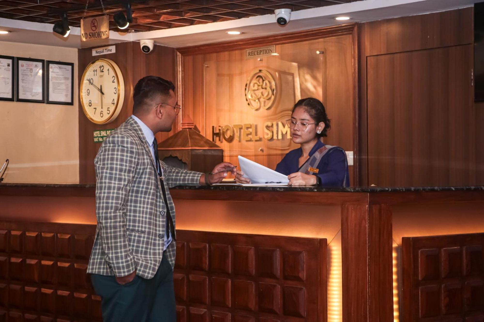 Hotel Simal Kathmandu Exteriör bild